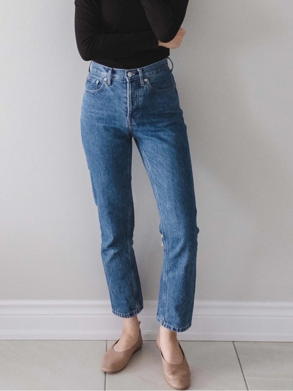 Everlane The 90’s Cheeky Jean 100% Organic Cotton Size 33 Crop